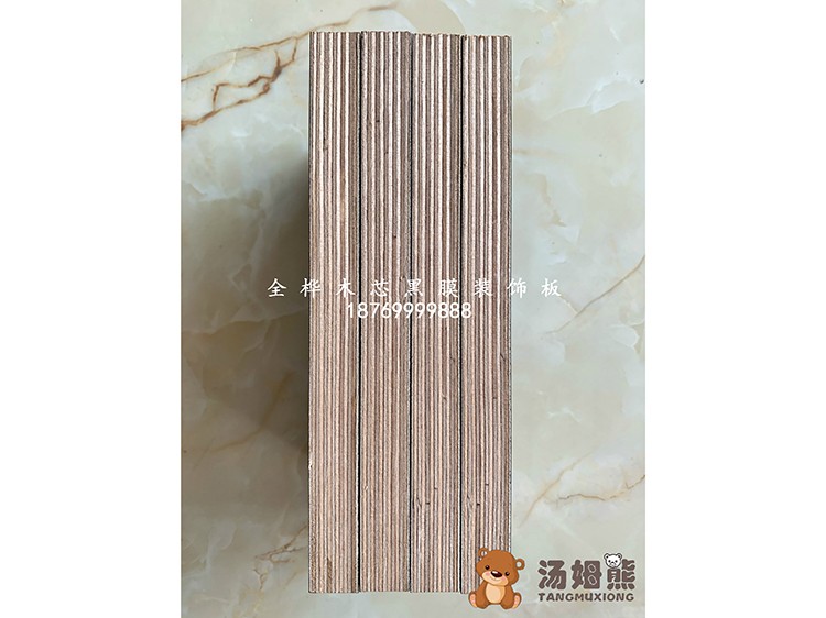 全桦木芯黑膜装饰板